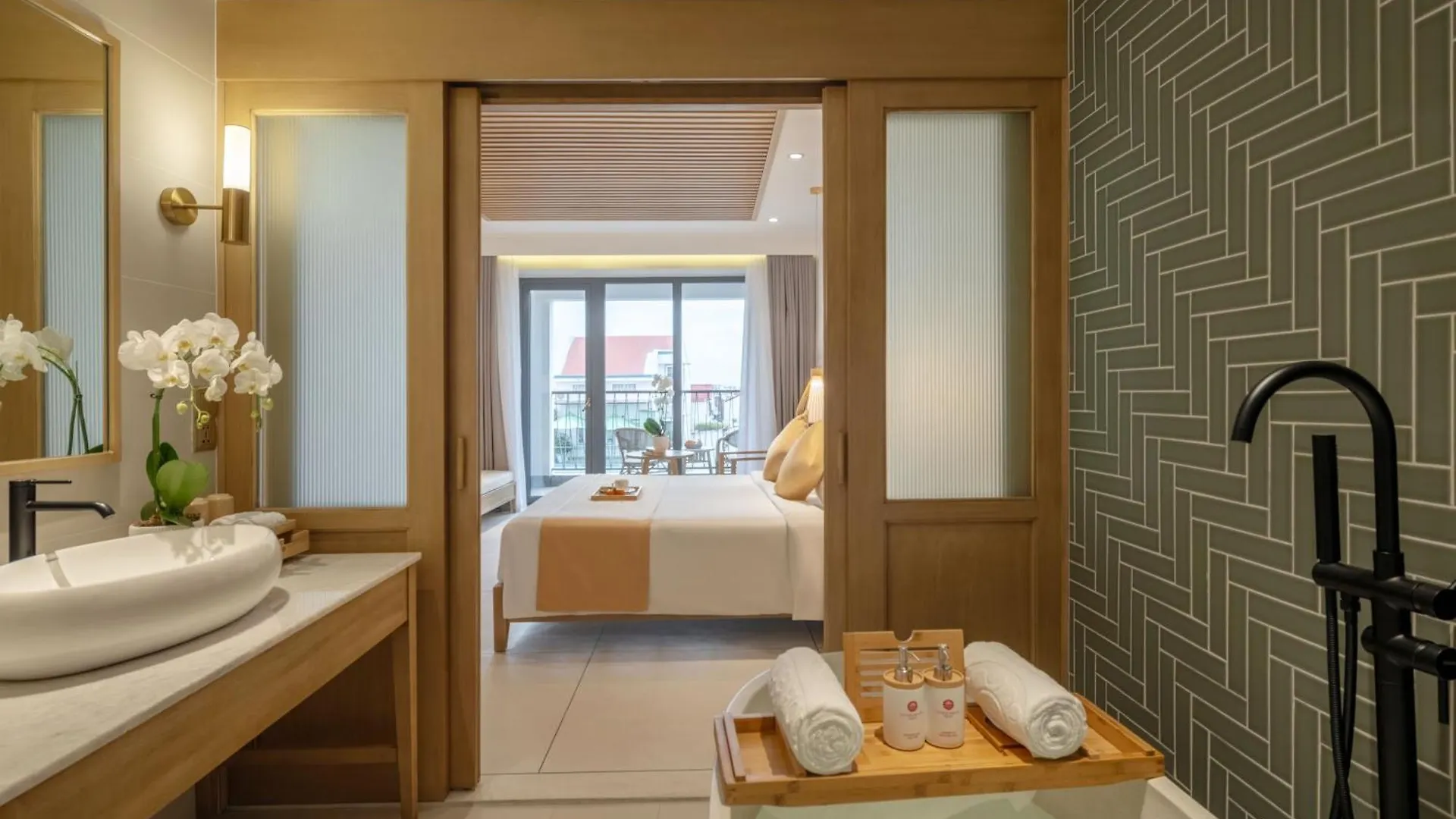 Little Oasis - An Eco Friendly Hotel & Spa 호이안