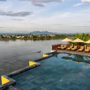 מלון Little Riverside . A Luxury &, הוי אן